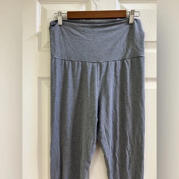 Hatch Maternity leggings bundle black and Gray Size L - Picture 4 of 8